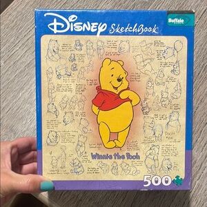 Disney‎ Sketchbook Winnie the Pooh Puzzle - Red and Yellow